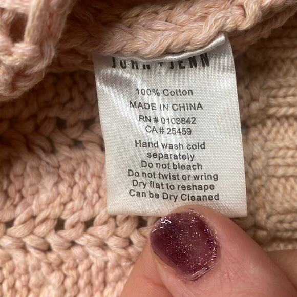 John + Jenn Women's Pink & Purple Ombre Knit Sweater Size Small - Picture 8 of 8